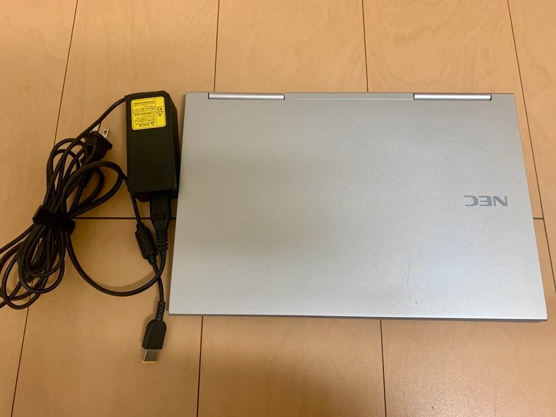 軽量2in1タブレットPC NEC VersaPro VKT25/GV-3 中古