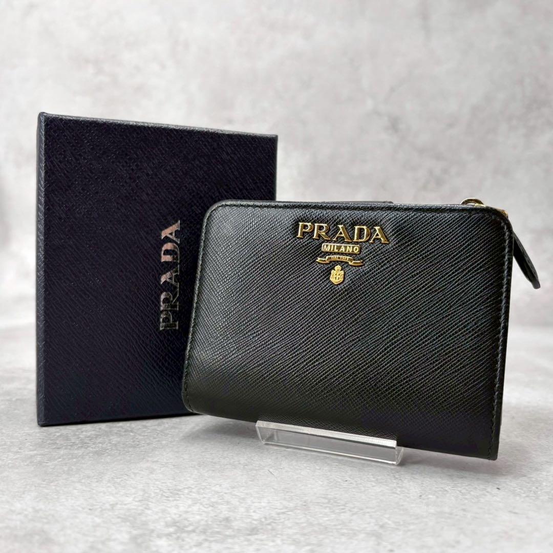 超美品　PRADA プラダ　ジッピーウォレット　サフィアーノ