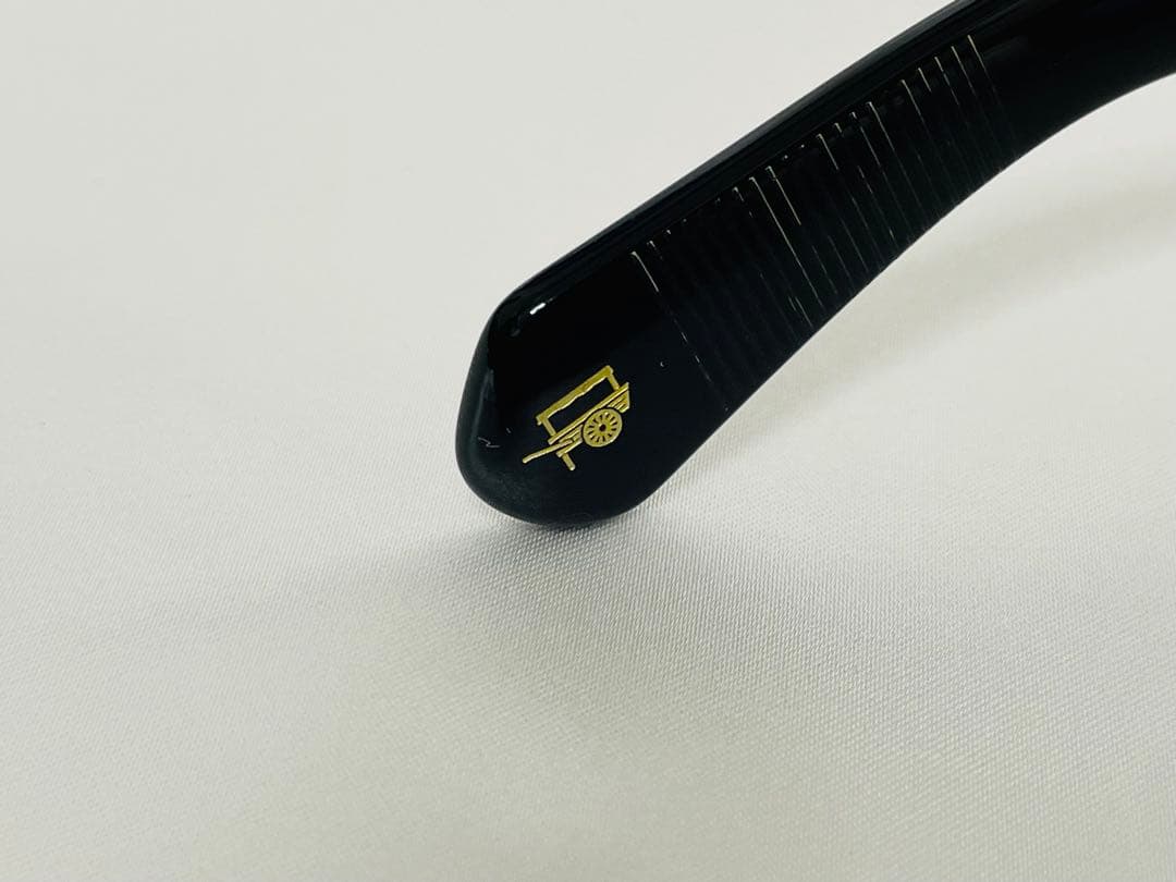 徳*井様 MOSCOT FOYGEL 黒縁 カラーレンズサングラス★モスコット