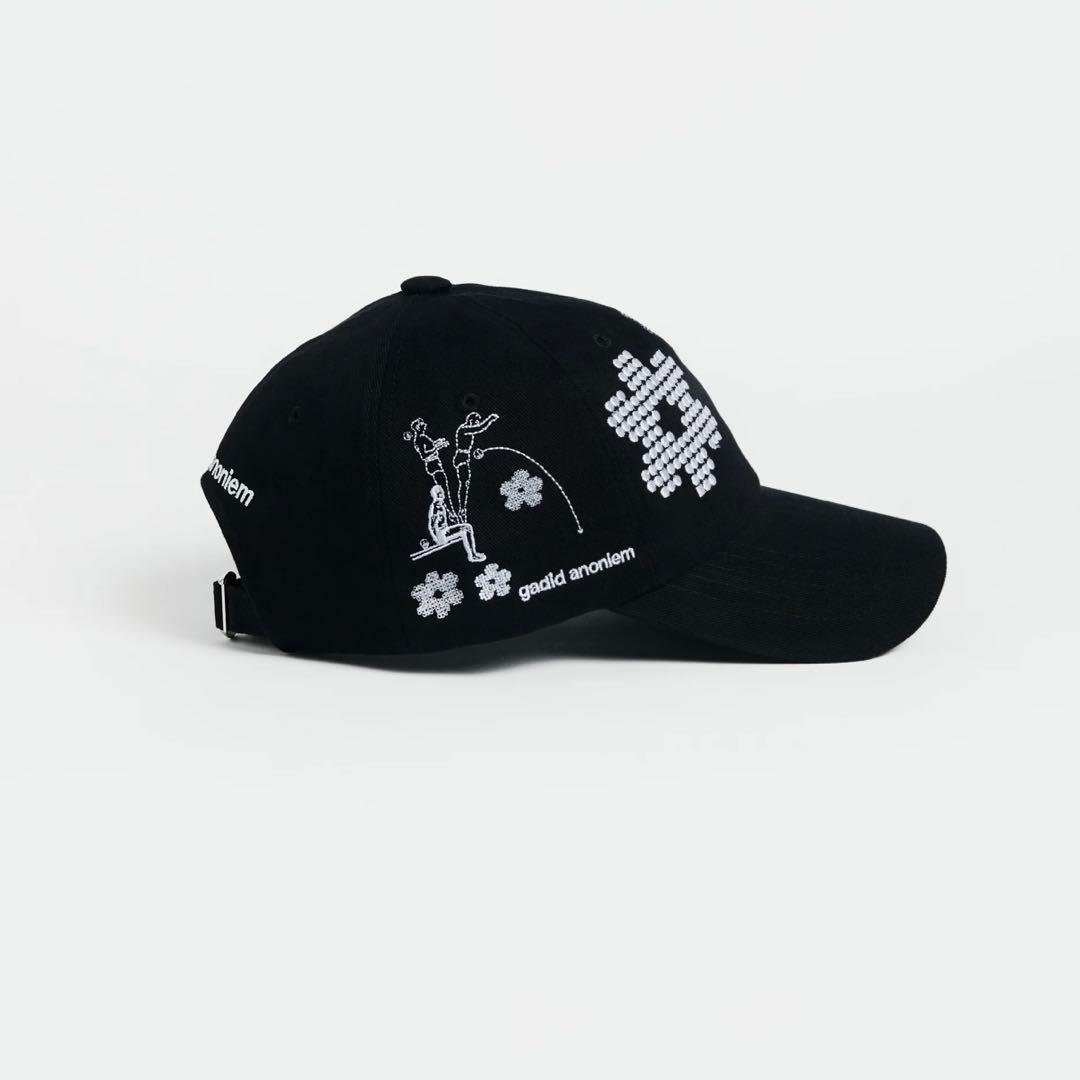 gadid anoniem PIXEL / BLACK キャップ