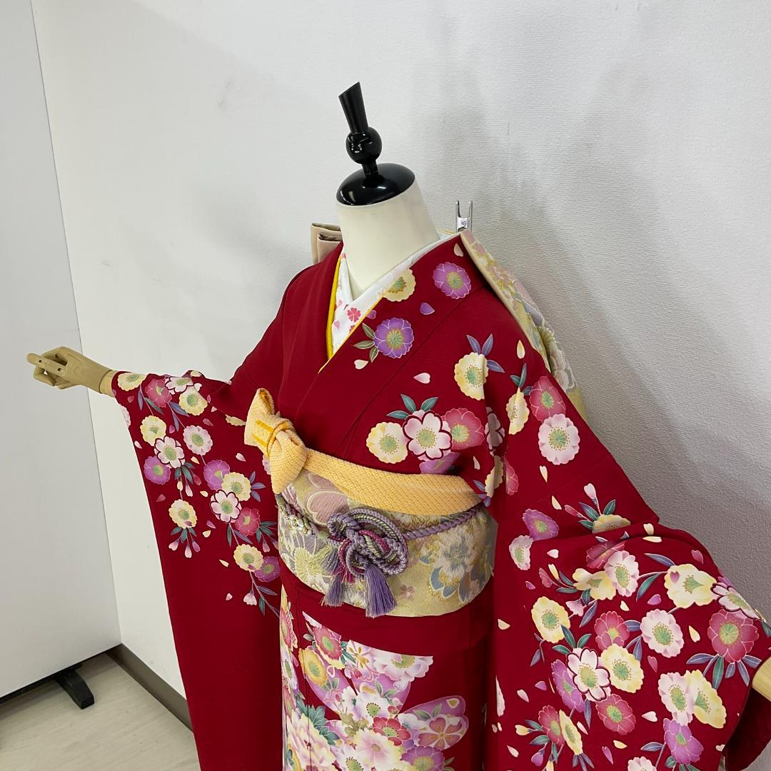 お振袖　赤　ふんわり　正絹　美品