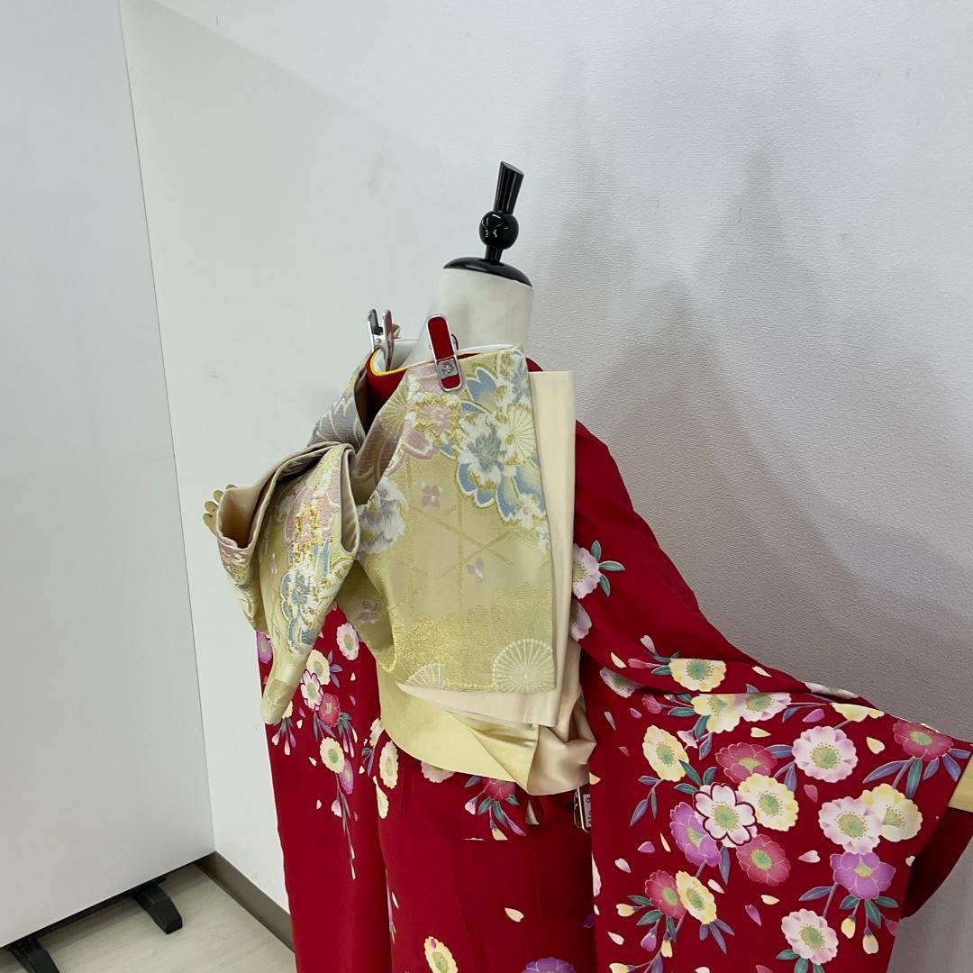 お振袖　赤　ふんわり　正絹　美品