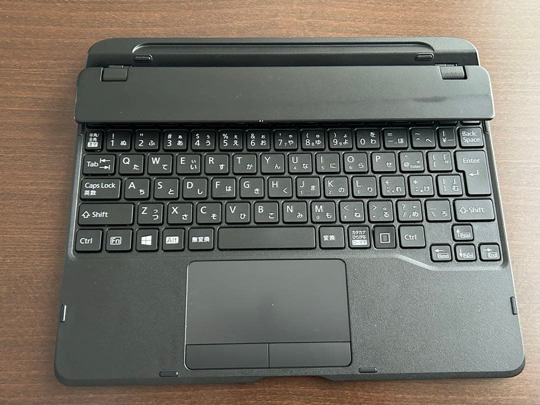 富士通 ARROWS Tab Q5010/HEG 8GB