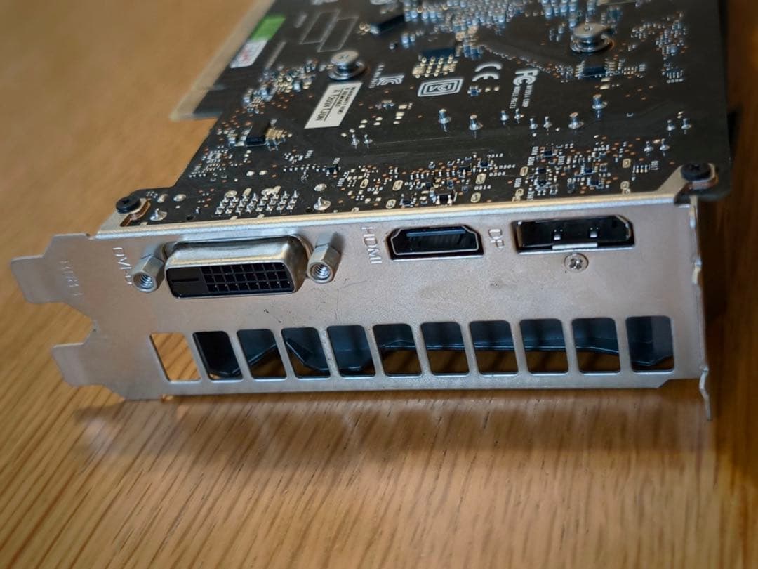 GeForce RTX 3050 6Gグラフィックボード