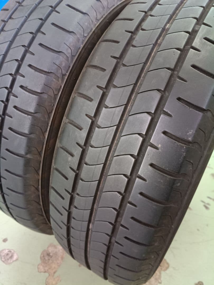 『全国送料無料』195/65R15ブリヂストン中古タイヤ2本 A31