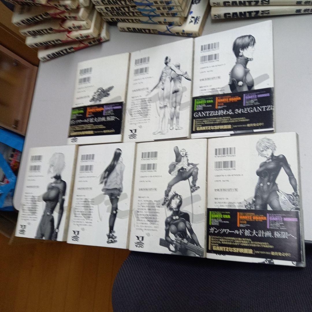 GANTZ全37巻、GANTZ:G全3巻、GANTZ:E1,2,3,5,6,7巻