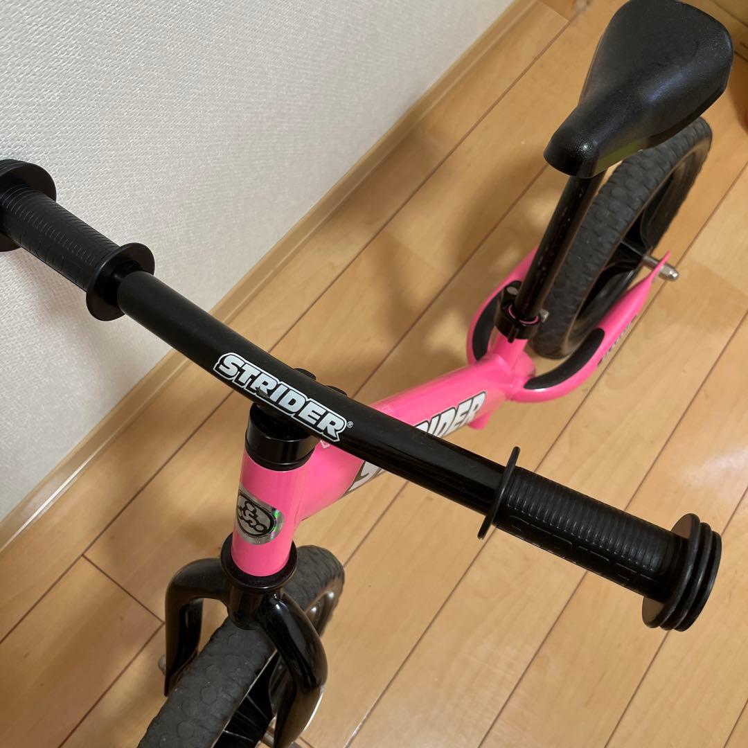 ランニングバイク ストライダー クラシックモデル ピンク　12 STRIDER