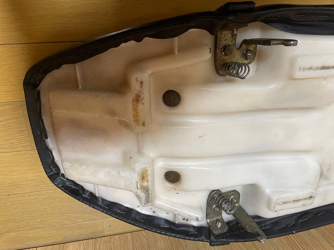 RZ250R 350R 29L 51Lおむすびテール用　シート