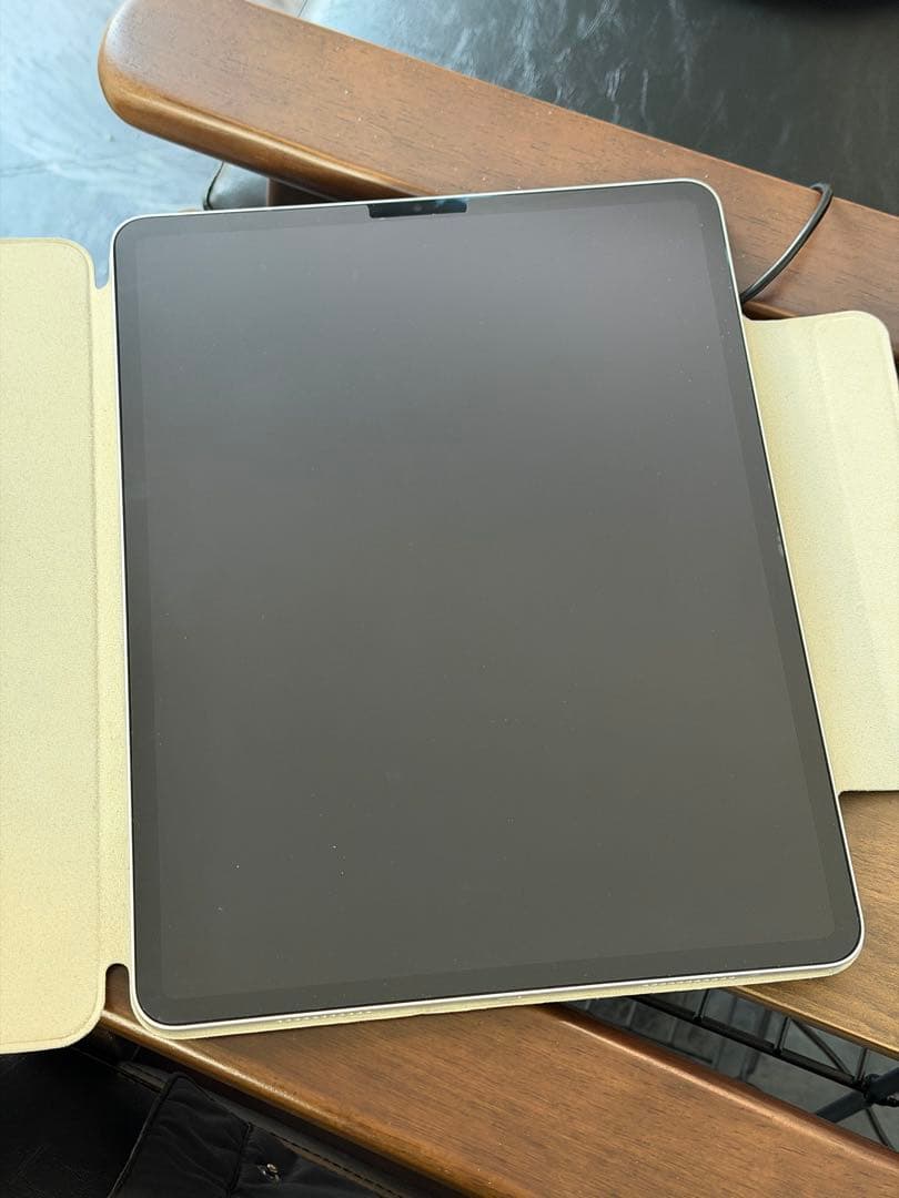 iPad Pro 12.9（第5世代） 128GB Wi‑Fi ケース付き