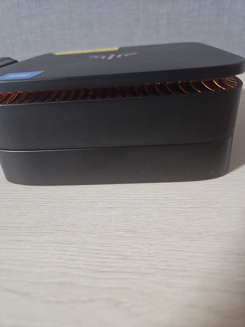 NiPoGi AK1PLUS ミニPC N95搭載