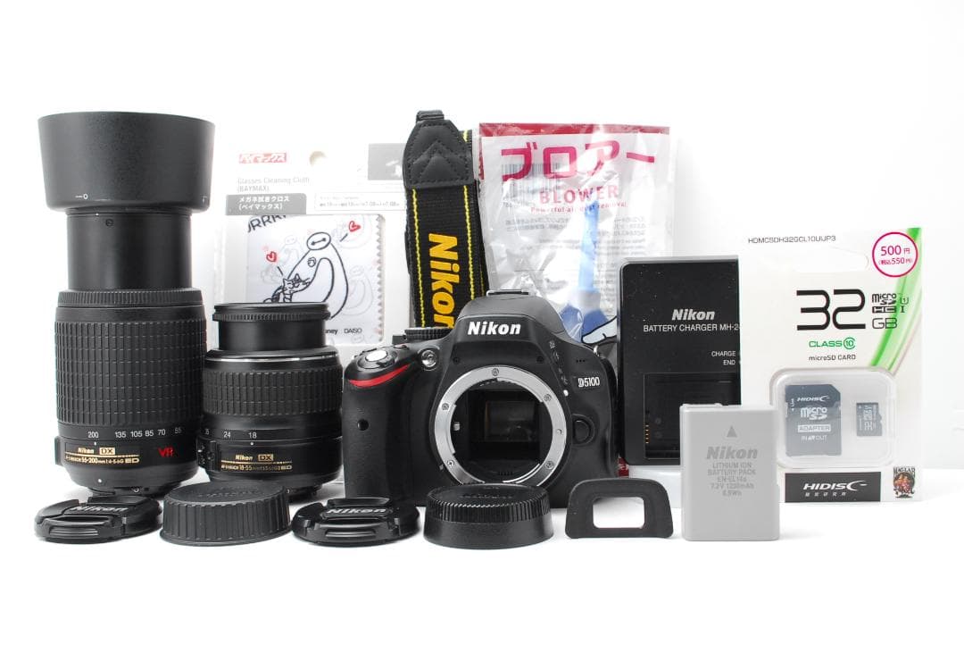 【新品級ショット数】Nikon D5100　スマホ転送　ダブルレンズ　自撮り