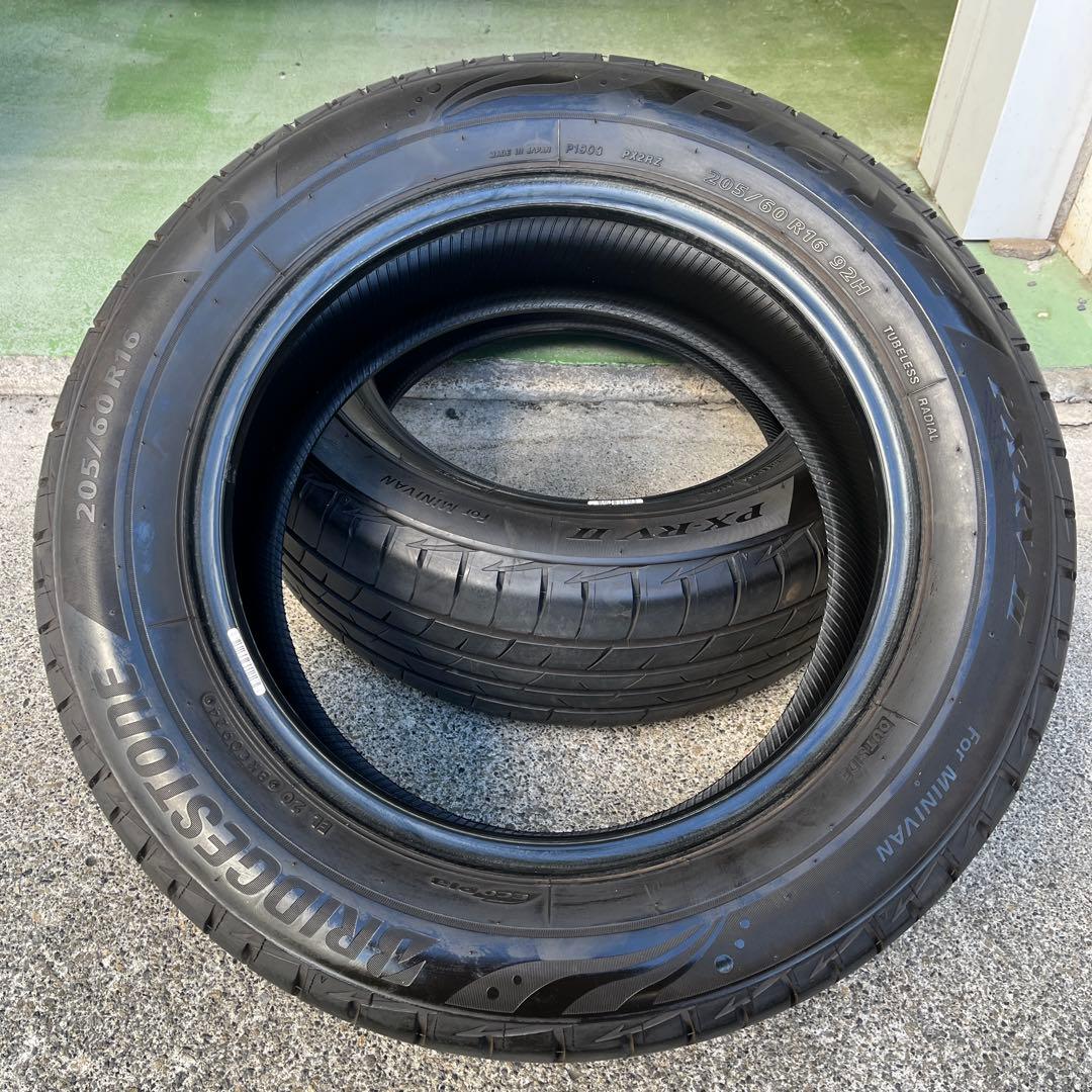 [週末限定価格]ブリヂストン　プレイズPX-RV2 205/60R16 92H