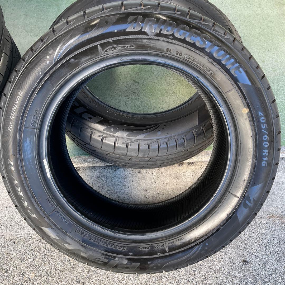 [週末限定価格]ブリヂストン　プレイズPX-RV2 205/60R16 92H