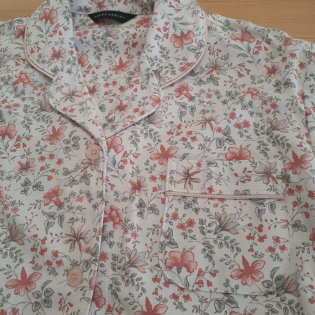 LAURA ASHLEY フローラルパジャマセット