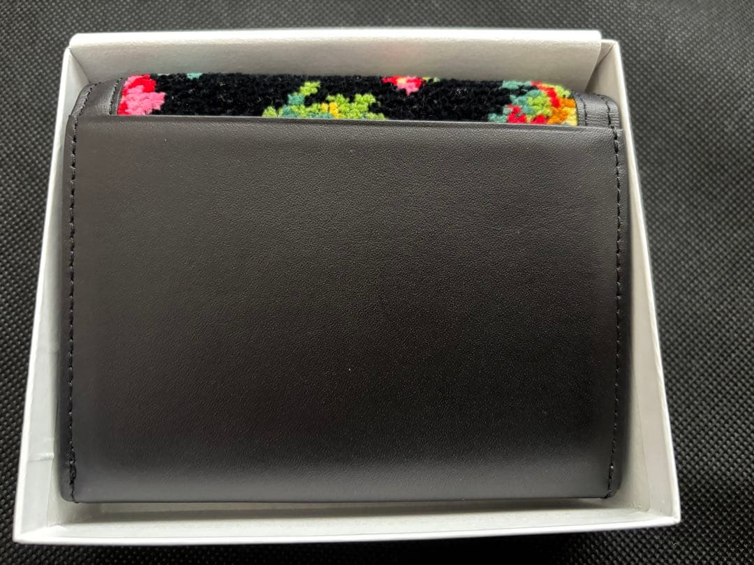 【新品】フェイラー 二つ折り財布　財布　ブラック　ハイジ　ブラック　良柄