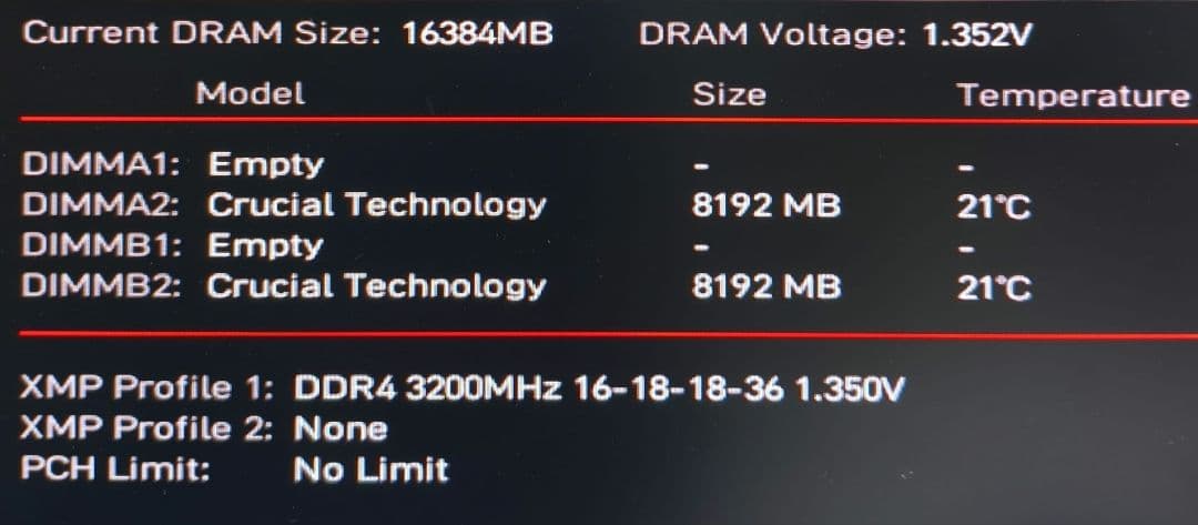 メモリ CRUCIAL BALLISTIX（RGB） 3200MHz 8GB×2