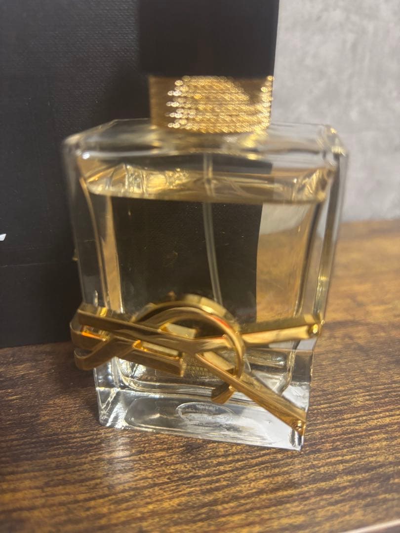 Yves Saint Laurent LIBRE オーデパルファム 50ml