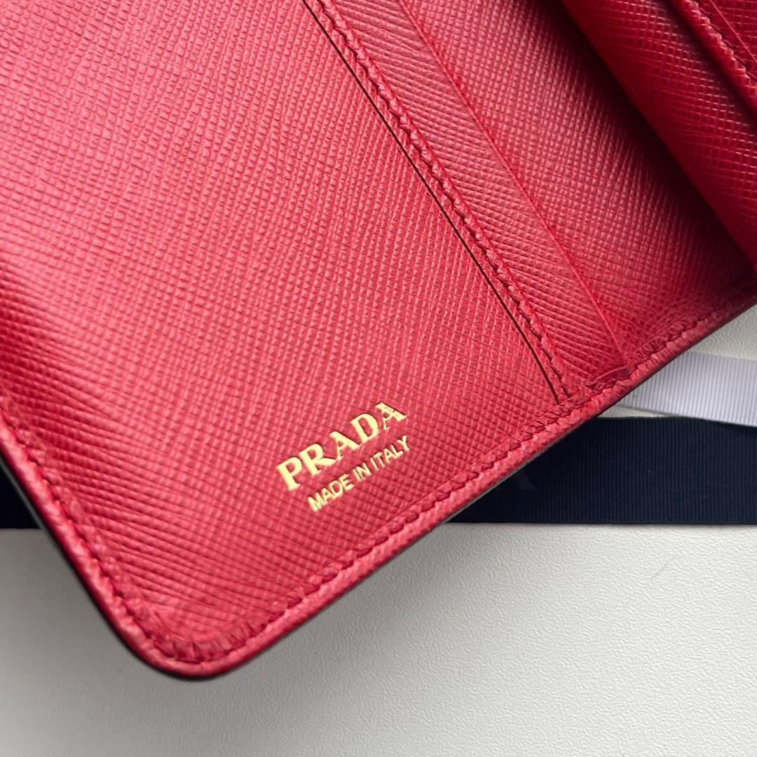 218 極上美品 PRADA プラダ 2つ折り財布