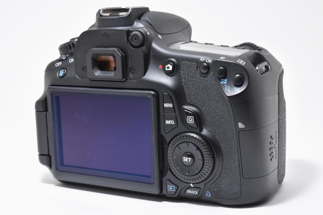 ■ 美品 ■ キャノン　Canon EOS 60D ボディ