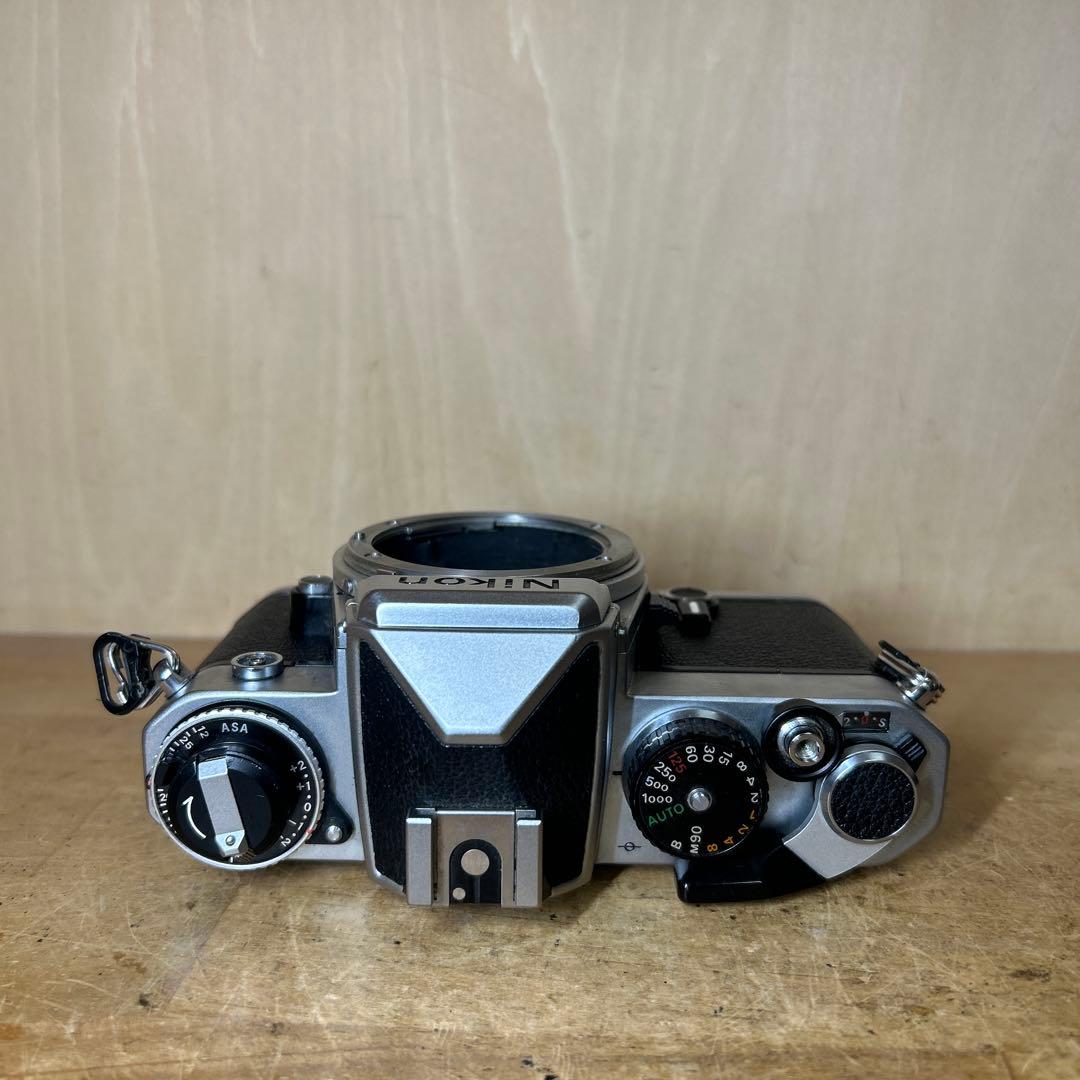 Nikon FE シンプルニコン　シルバーボディー　完動美品
