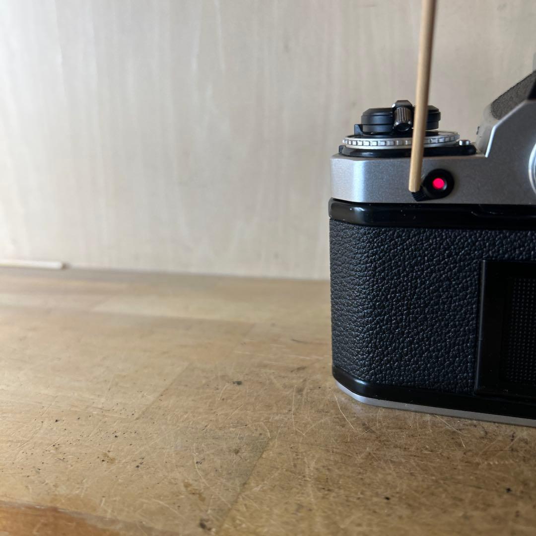 Nikon FE シンプルニコン　シルバーボディー　完動美品