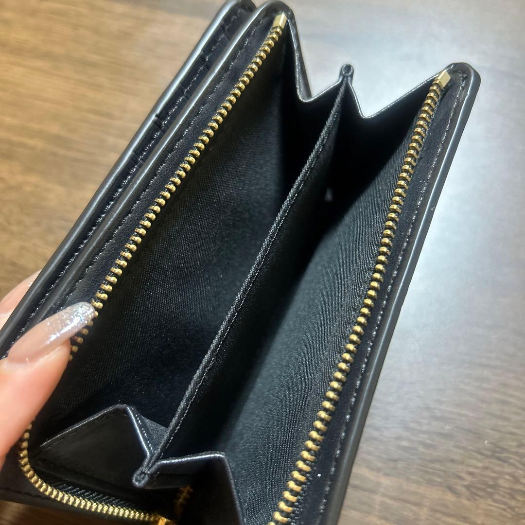 MARC JACOBS 二つ折り財布