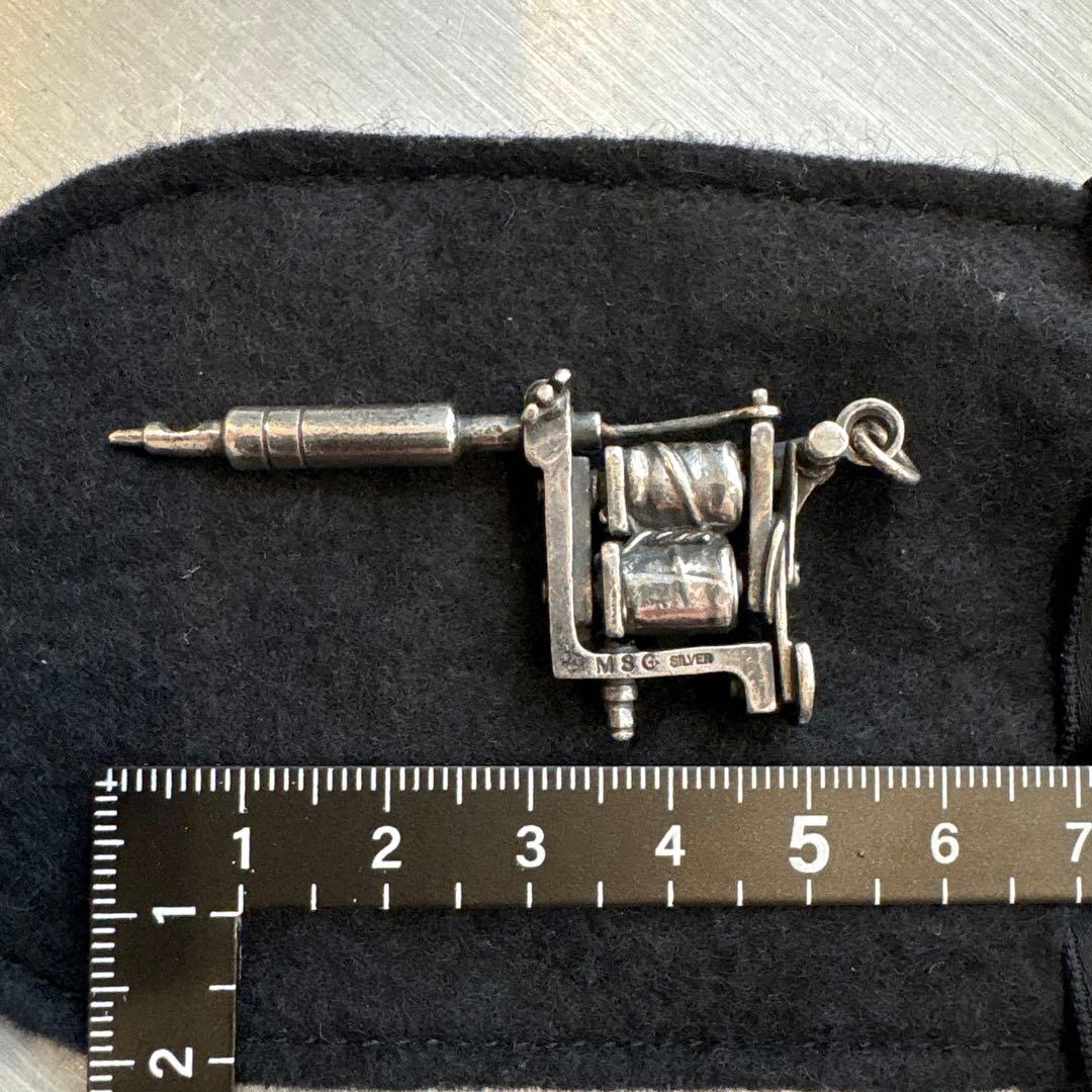 タトゥーマシン　ペンダント　トップ　ネックレス　シルバー
