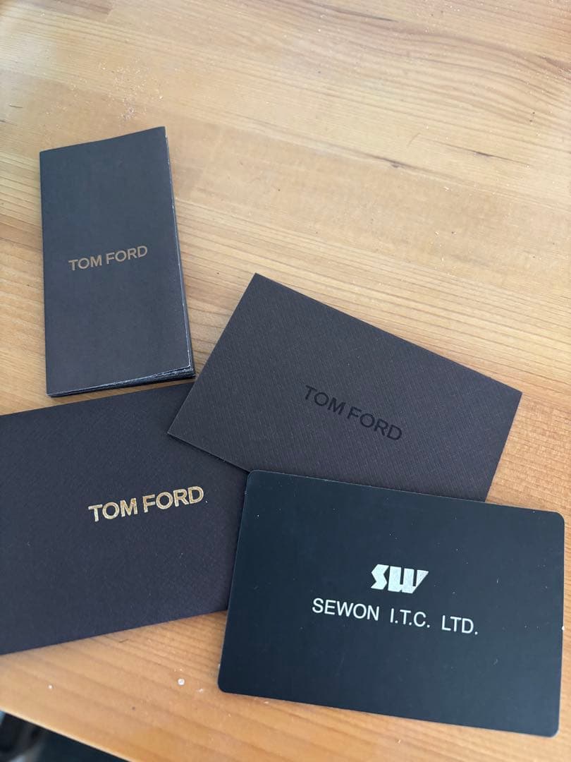 TOM FORDサングラス　 ケース付き