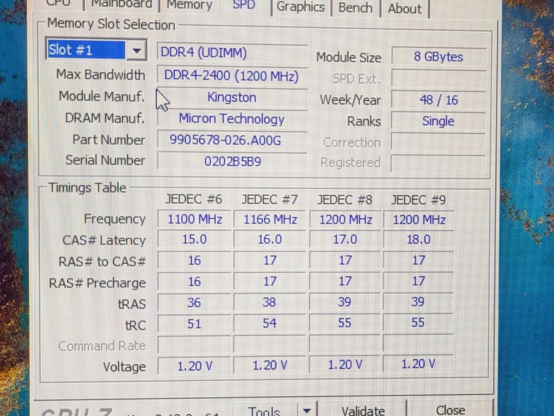 DDR4 8GB×2 Kingston KVR24N17S8/8 シリアル違い