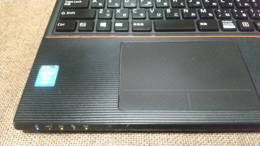 富士通 LIFEBOOK A574/KX　15.6インチ