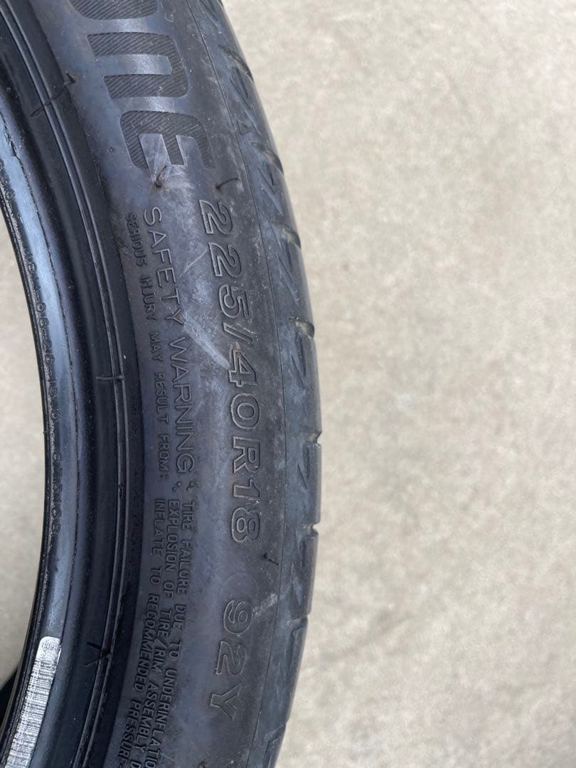 極上中古タイヤ 225/40R18 ブリヂストン トランザ