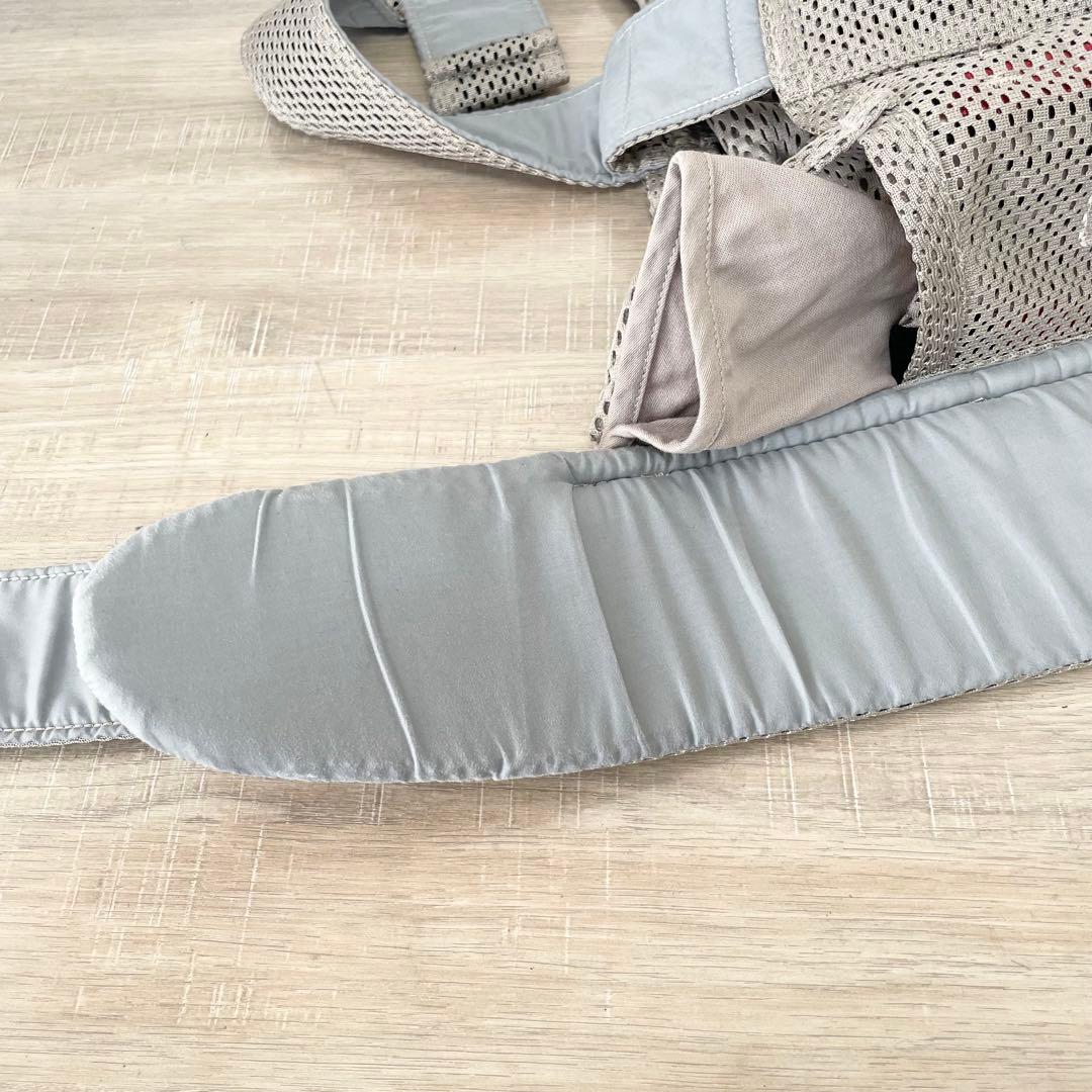 【美品】BABYBJÖRN ONEKAI Air 抱っこ紐メッシュ グレージュ