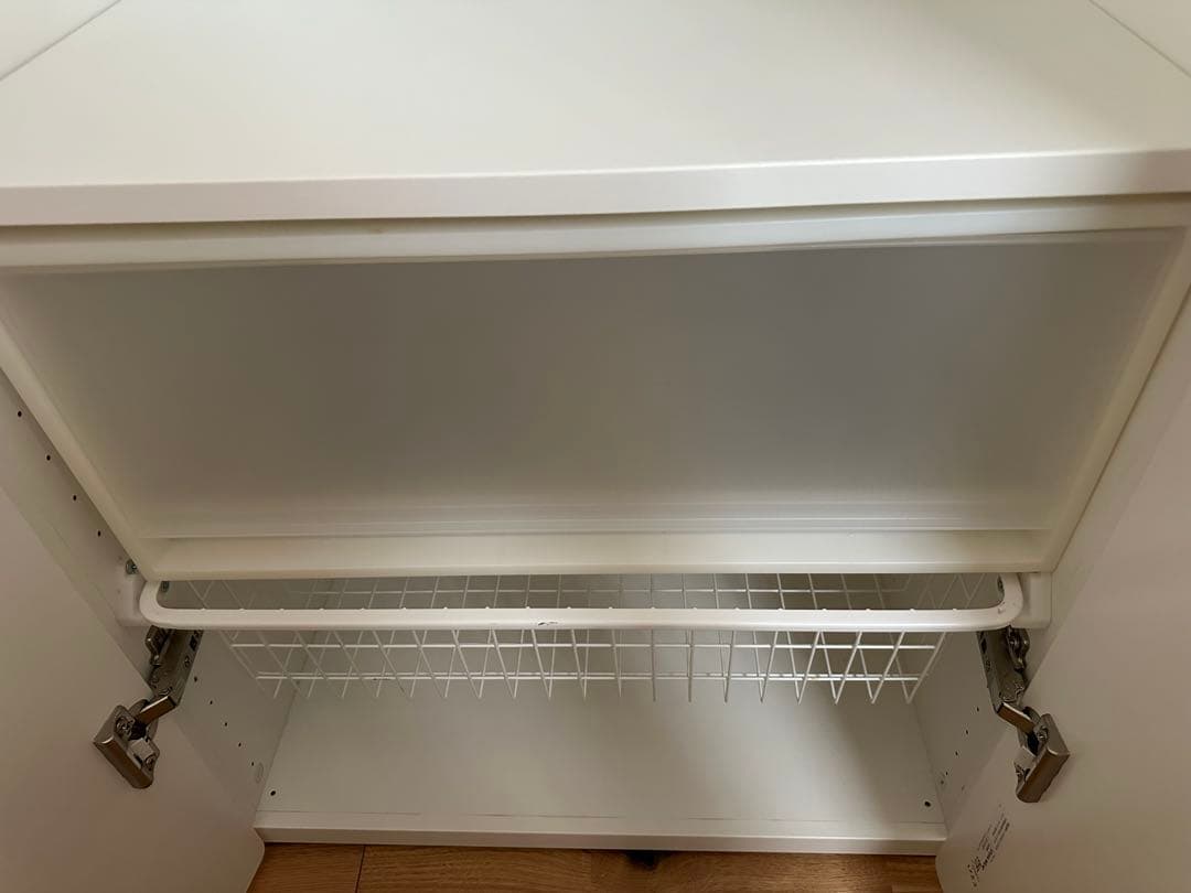 ぴぴ　IKEA STUVA 扉付き収納　子供用　送料込み