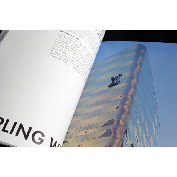 LOUIS VUITTON ルイ・ヴィトン 2021年 英語版 雑誌 マガジン