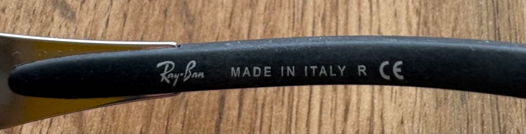小物 Ray Ban RB3320