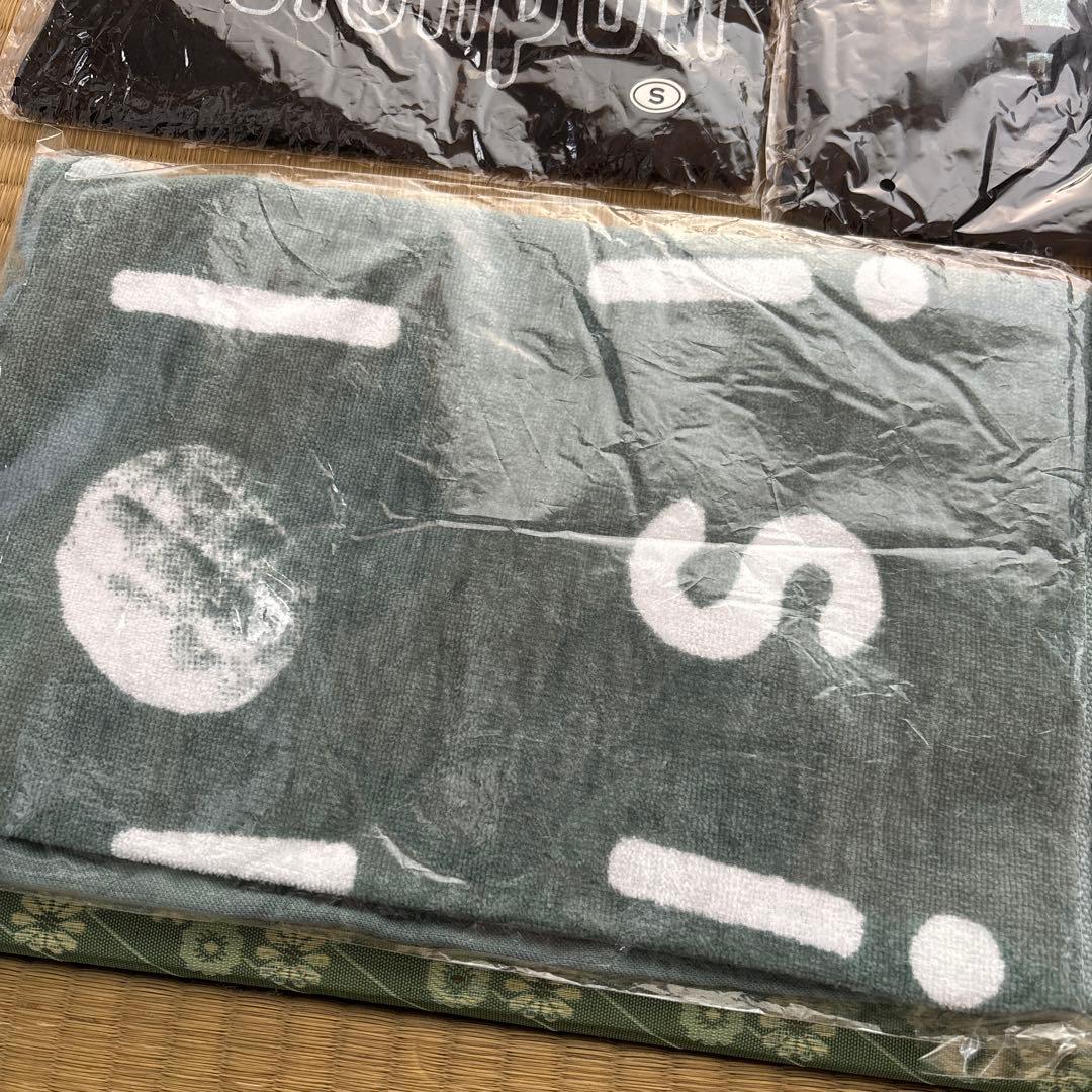 おいしくるメロンパン サイン入りCDとグッズセット