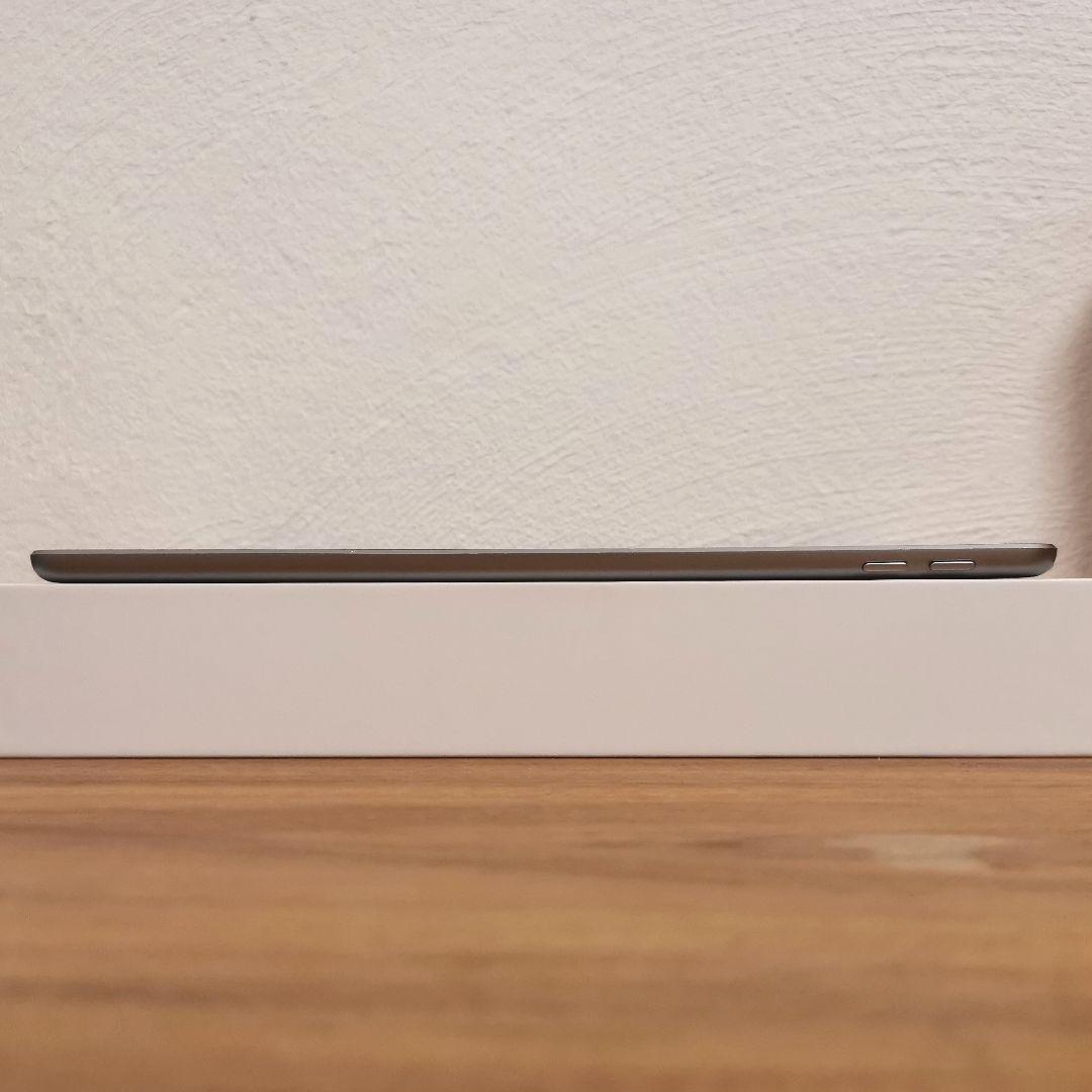iPad 第6世代 32GB スペースグレイ 『Wi-Fi版』
