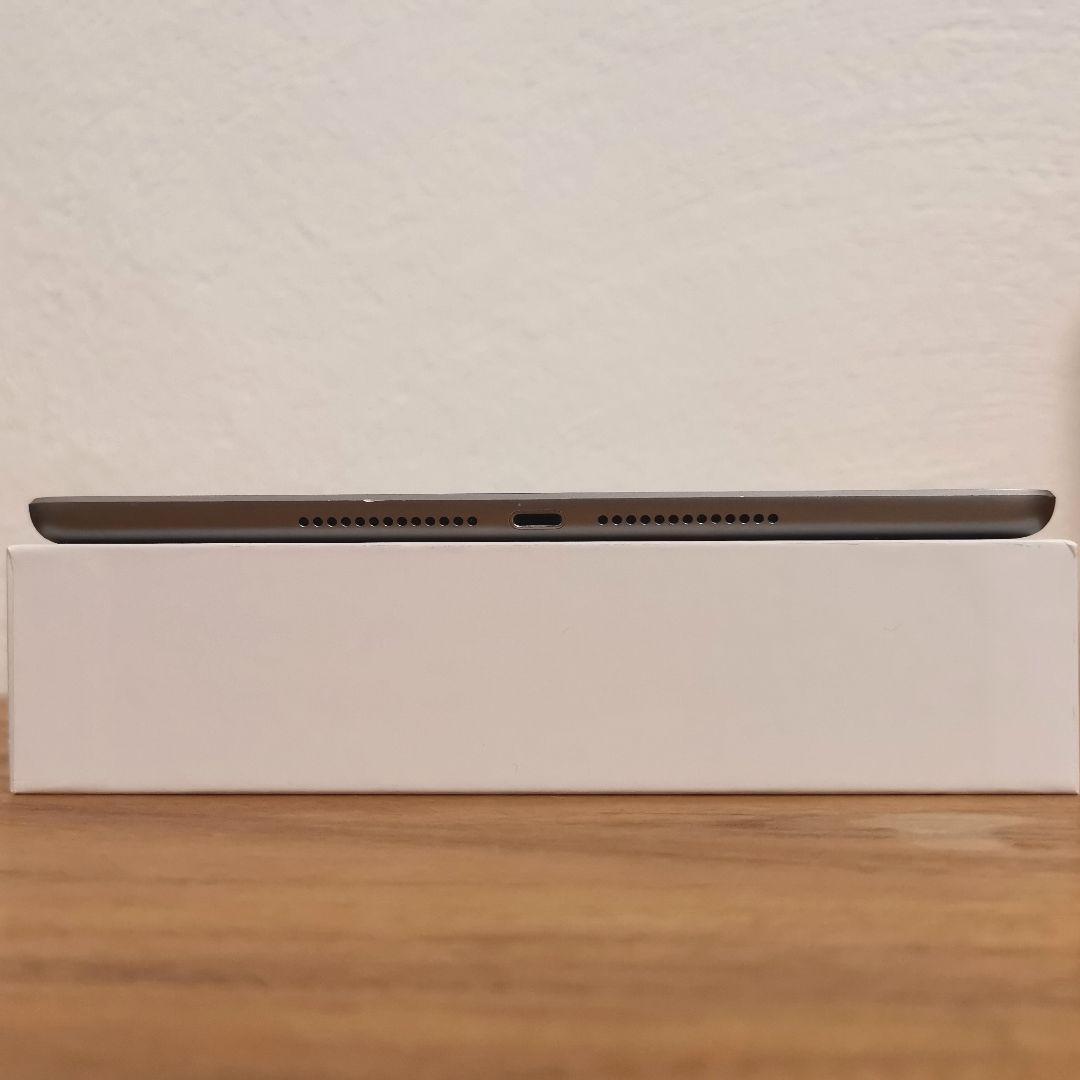 iPad 第6世代 32GB スペースグレイ 『Wi-Fi版』