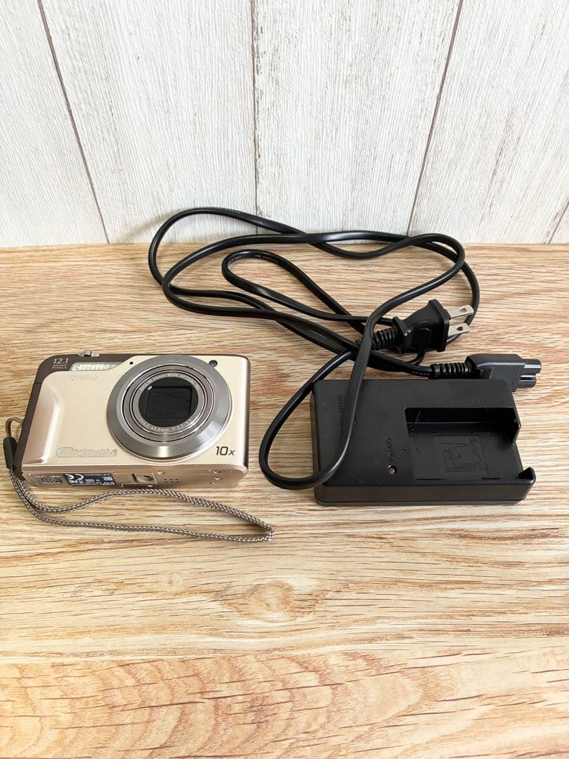 ■ 美品 ■　カシオ　CASIO EXILIM EX-H10 ゴールド