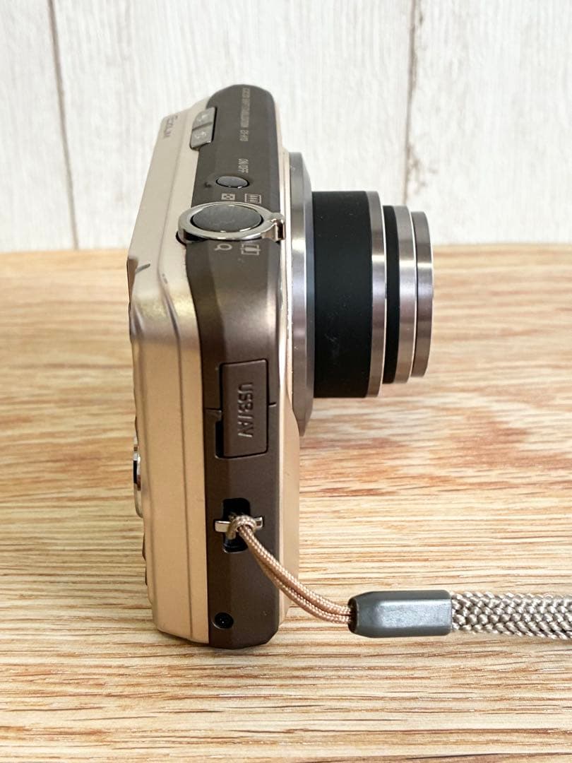 ■ 美品 ■　カシオ　CASIO EXILIM EX-H10 ゴールド