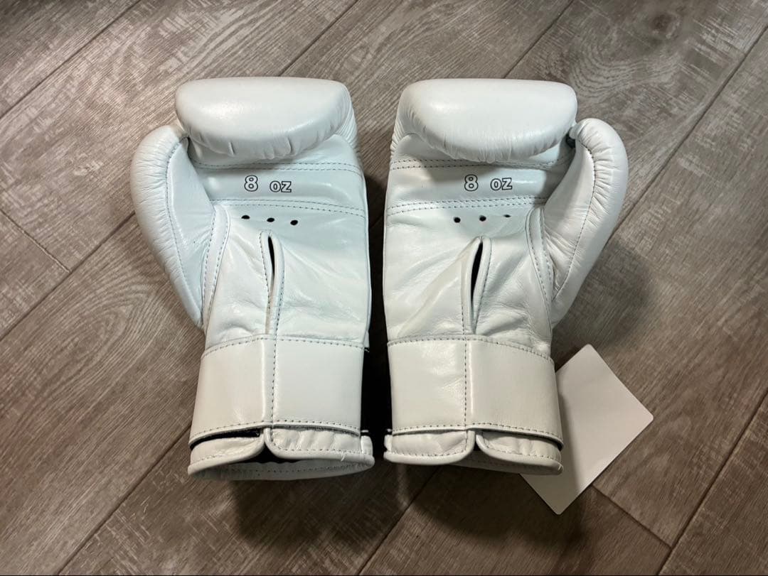 新品未使用Winningボクシンググローブ8oz 名前入