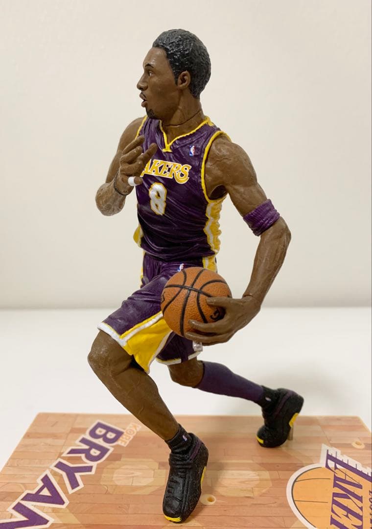 Mcfarlane マクファーレン NBA フィギュア アイバーソン コービー