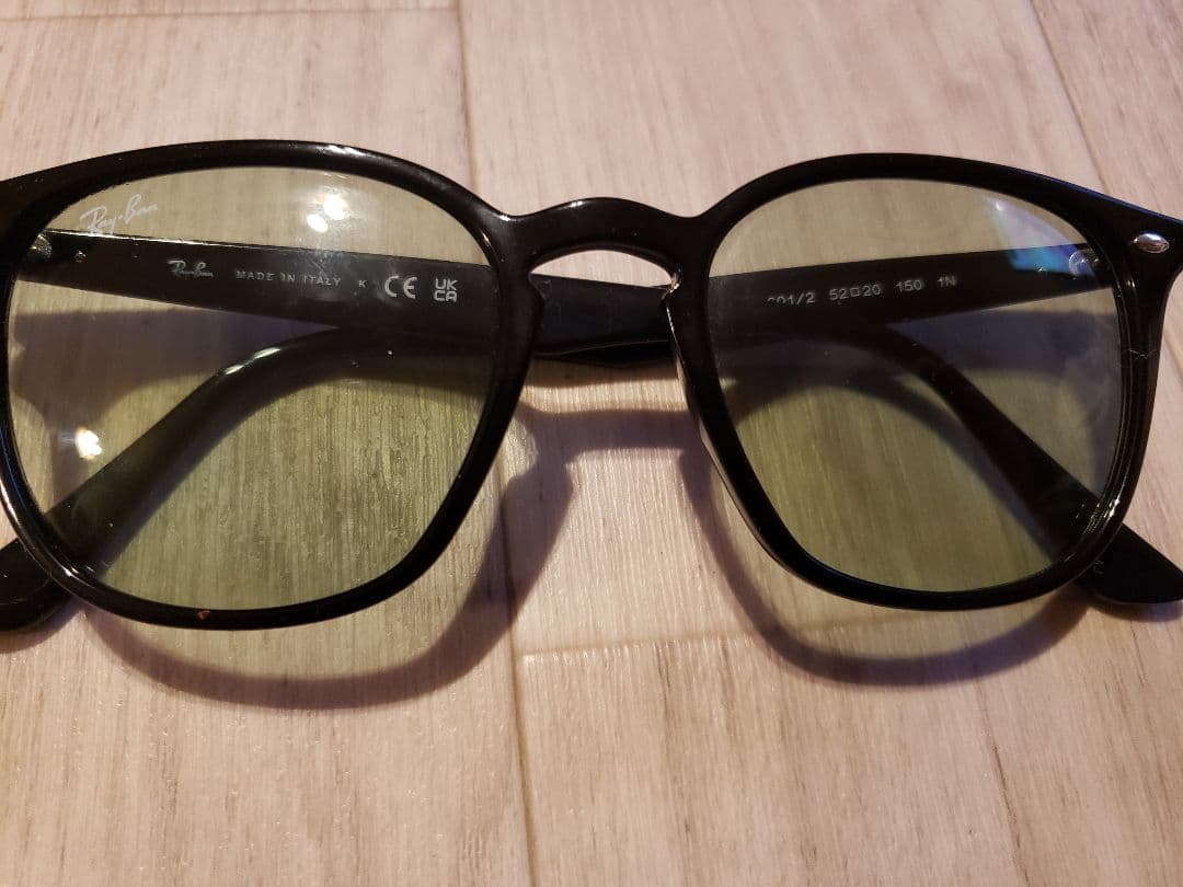 Ray Ban RB4258F　サングラスです。