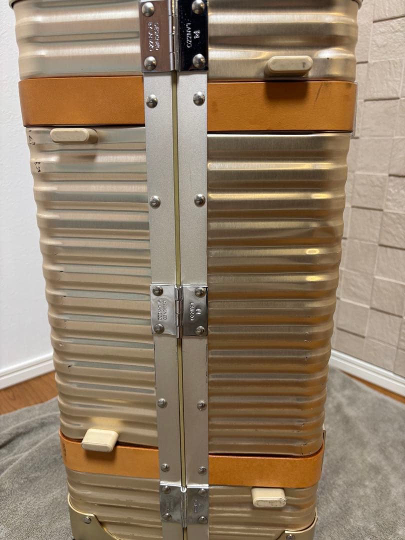 の*び様 LANZZO VIKING アルミスーツケース 47L ゴールド 24
