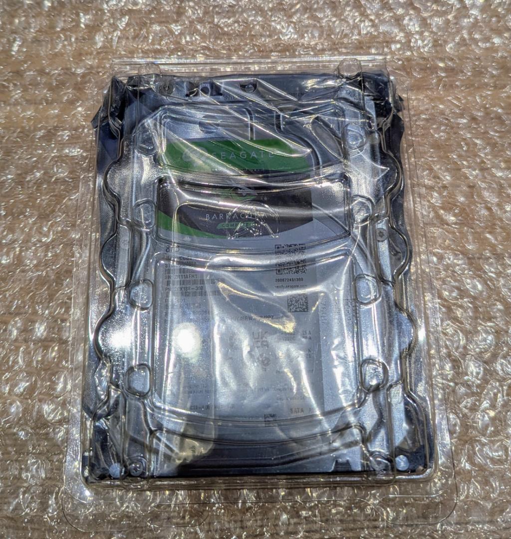 Seagate BarraCuda ST8000DM004 内蔵HDD 8TB