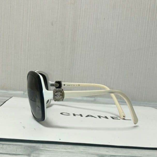 【バイカラー】CHANEL　シャネル　サングラス　黒　白　ココマーク　SV金具