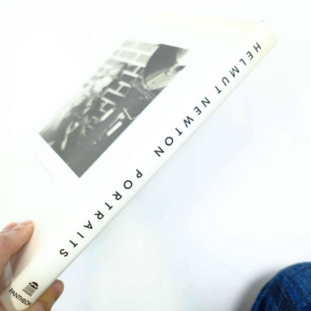HELMUT NEWTON PORTRAITS ヘルムート・ニュートン　洋書
