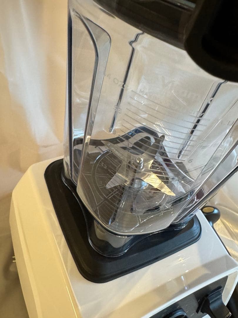中古美品◾︎Vitamix E320 ホワイト◾︎ VM0202 バイタミックス 白