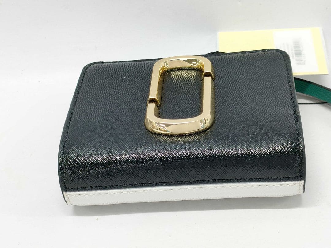 【新品未使用】MARC JACOBS ミニ コンパクト 財布 黒
