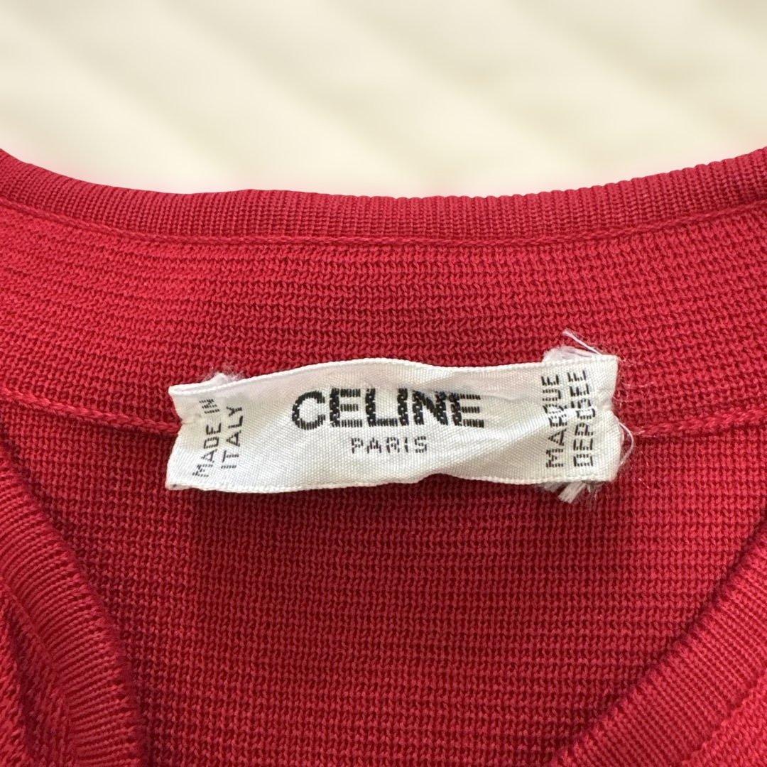 CELINE 赤 ボタン付きニットカーディガン